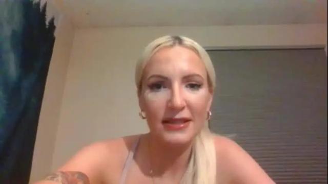 Image 4 of juicyjade2333 Stream on Chaturbate on 5 months ago