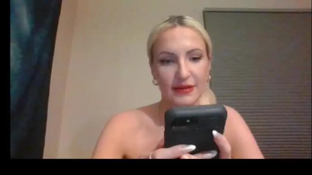 Image 2 of juicyjade2333 Stream on Chaturbate on 5 months ago
