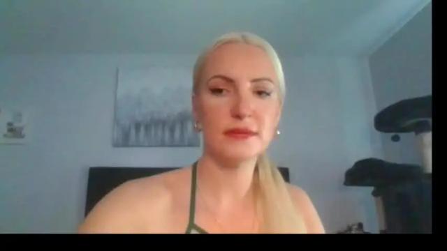 Image 10 of juicyjade2333 Stream on Chaturbate on 4 months ago