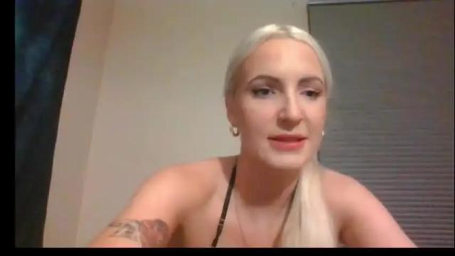 Image 2 of juicyjade2333 Stream on Chaturbate on 4 months ago