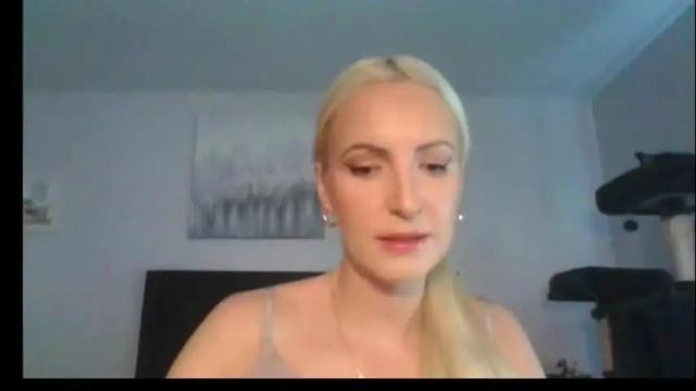 Image 4 of juicyjade2333 Stream on Chaturbate on 4 months ago