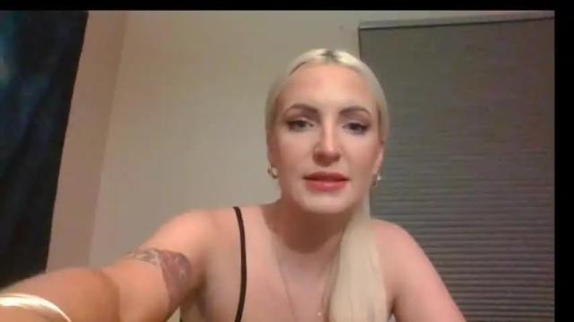 Image 4 of juicyjade2333 Stream on Chaturbate on 1 month ago