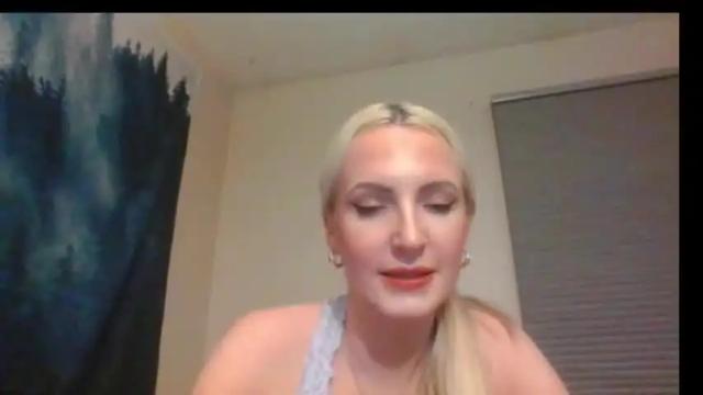 Image 12 of juicyjade2333 Stream on Chaturbate on 4 months ago