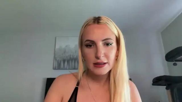 Image 6 of juicyjade2333 Stream on Chaturbate on 3 months ago