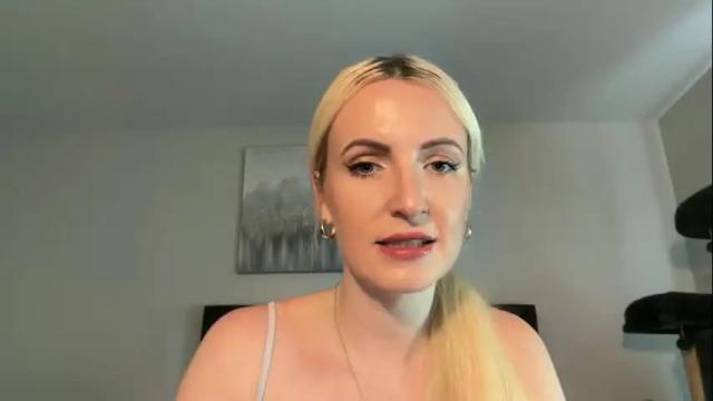 Image 10 of juicyjade2333 Stream on Chaturbate on 3 months ago