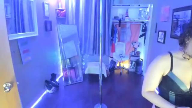 Image 4 of juicyjayxxx69 Stream on Chaturbate on 14 months ago