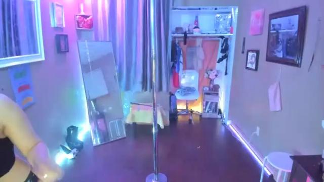 Image 2 of juicyjayxxx69 Stream on Chaturbate on 14 months ago