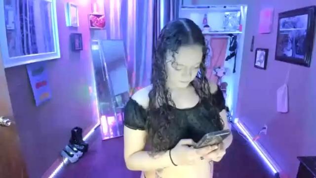 Image 7 of juicyjayxxx69 Stream on Chaturbate on 13 months ago