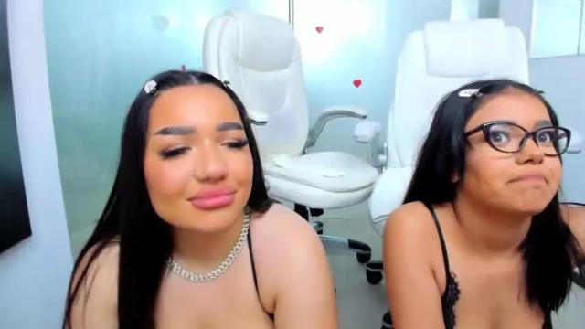 Image 10 of juicyy_queen Stream on Chaturbate on 14 months ago