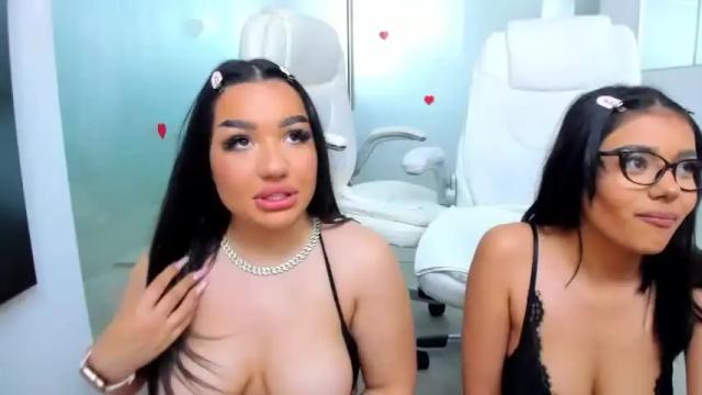 Image 12 of juicyy_queen Stream on Chaturbate on 14 months ago