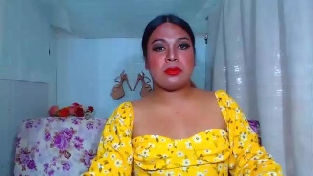 Image 8 of juicyzoey Stream on Chaturbate on 16 months ago