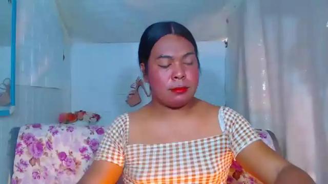 Image 8 of juicyzoey Stream on Chaturbate on 16 months ago