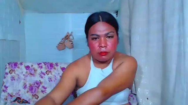 Image 7 of juicyzoey Stream on Chaturbate on 16 months ago