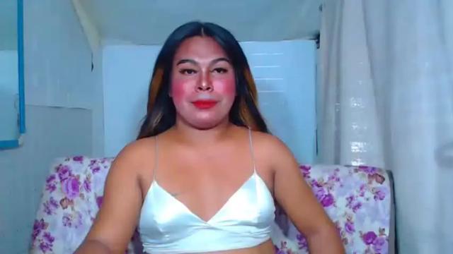 Image 2 of juicyzoey Stream on Chaturbate on 15 months ago