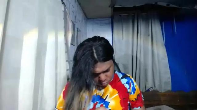 Image 4 of juicyzoey Stream on Chaturbate on 13 months ago