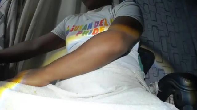Image 10 of juicyzoey Stream on Chaturbate on 13 months ago