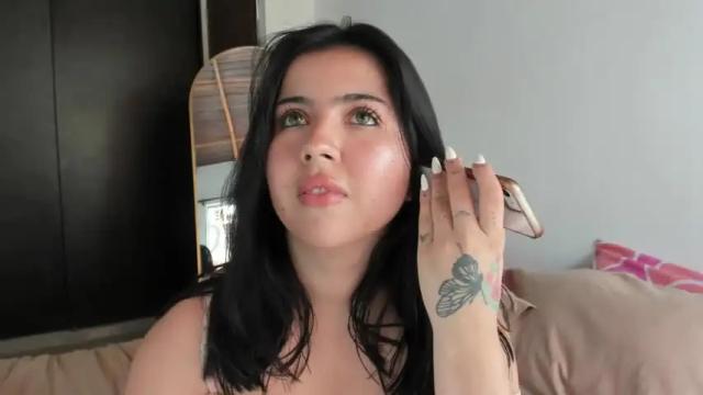 Image 11 of juieth_gv Stream on Chaturbate on 14 months ago