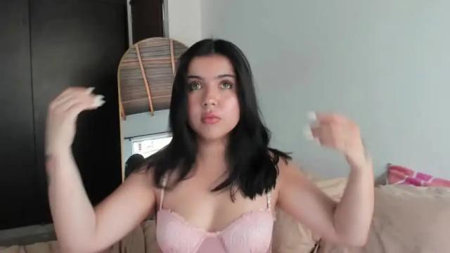 Image 3 of juieth_gv Stream on Chaturbate on 14 months ago