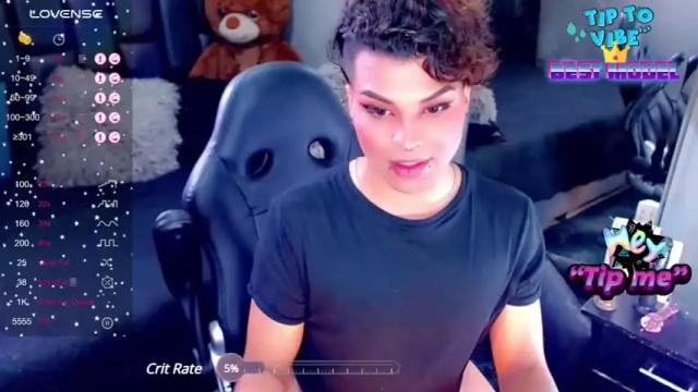 Image 12 of jujubee_lander Stream on Chaturbate on 16 months ago