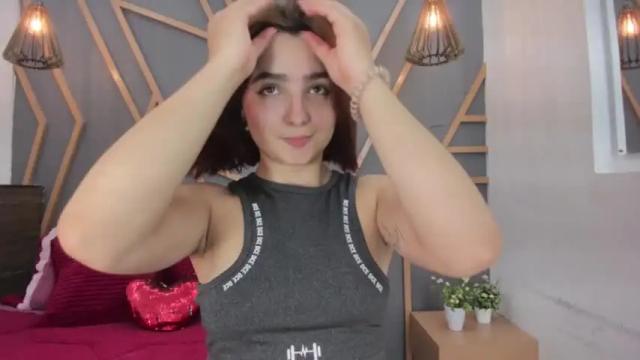 Image 3 of julayviini Stream on Chaturbate on 19 months ago