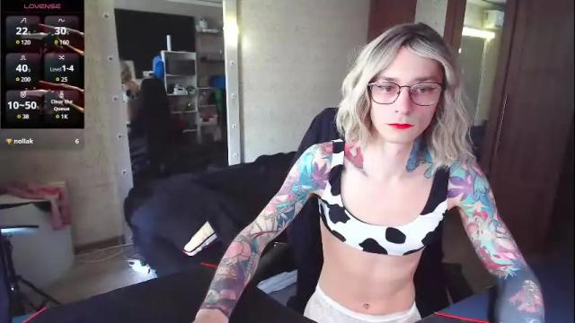 Image 11 of juleea_doll Stream on Chaturbate on 7 months ago