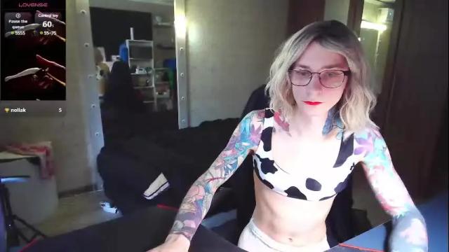 Image 6 of juleea_doll Stream on Chaturbate on 7 months ago