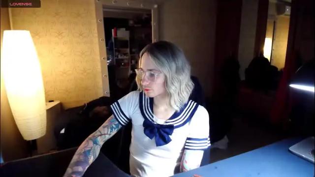 Image 10 of juleea_doll Stream on Chaturbate on 27 days ago