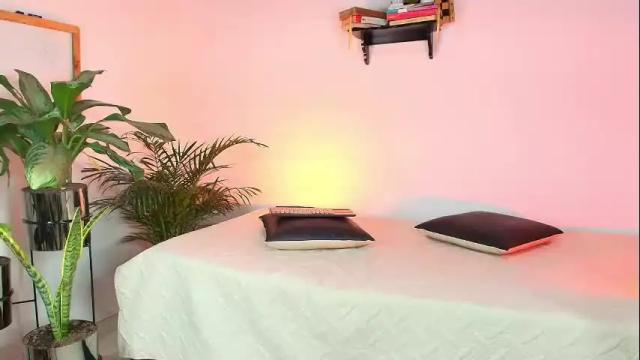 Image 2 of jules_n_gia Stream on Chaturbate on 1 month ago