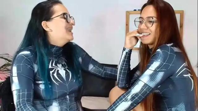 Image 11 of jules_n_gia Stream on Chaturbate on 29 days ago