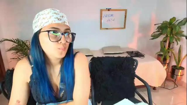 Image 10 of jules_n_gia Stream on Chaturbate on 12 days ago