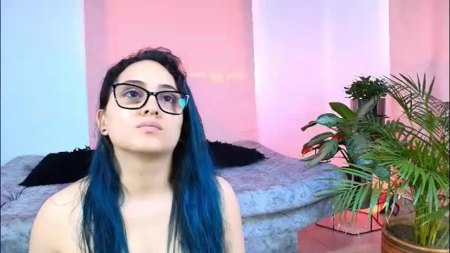 Image 11 of jules_n_gia Stream on Chaturbate on 15 days ago