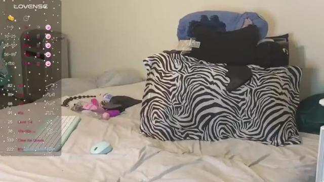 Thumbnail 1, jules_n_nico's Stream at Chaturbate, 17 months ago