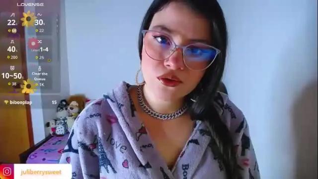 Image 4 of juli05star Stream on Chaturbate on 7 days ago