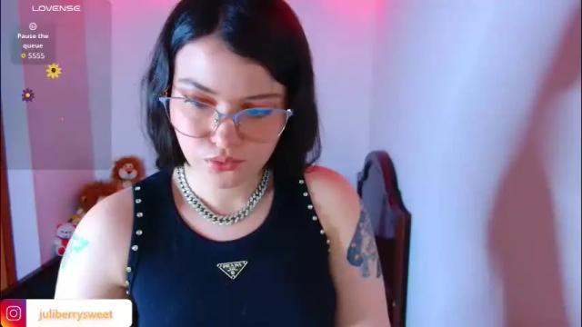 Image 7 of juli05star Stream on Chaturbate on 2 months ago