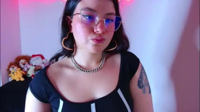 Image 6 of juli05star Stream on Chaturbate on 21 days ago