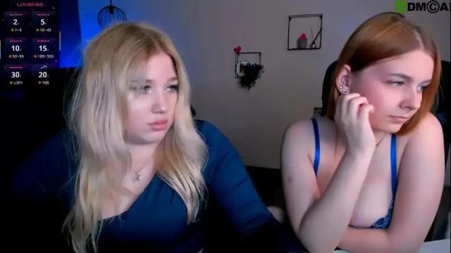 Image 11 of juli_kisss Stream on Chaturbate on 1 month ago