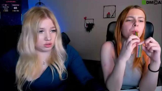 Image 3 of juli_kisss Stream on Chaturbate on 1 month ago