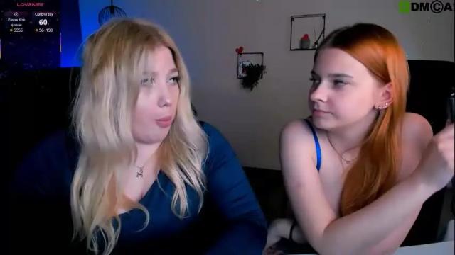 Image 8 of juli_kisss Stream on Chaturbate on 1 month ago