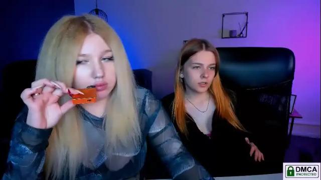 Image 10 of juli_kisss Stream on Chaturbate on 1 month ago