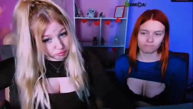 Image 7 of juli_kisss Stream on Chaturbate on 1 month ago