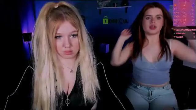 Image 8 of juli_kisss Stream on Chaturbate on 29 days ago