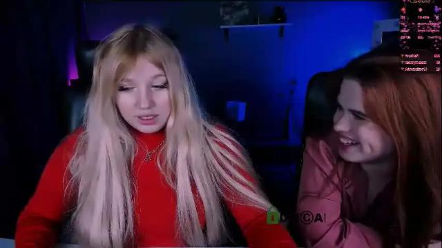 Image 11 of juli_kisss Stream on Chaturbate on 28 days ago