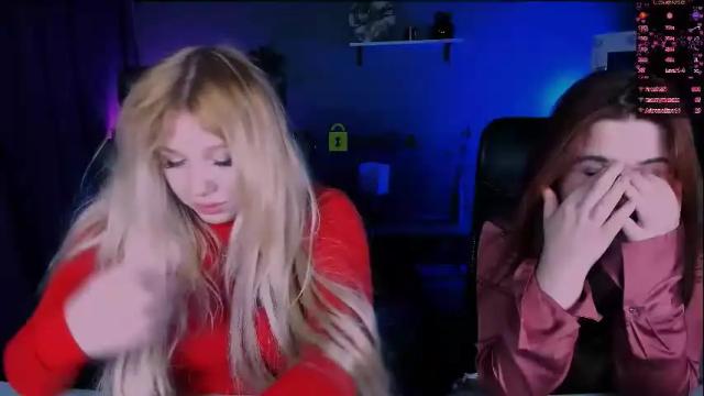 Image 12 of juli_kisss Stream on Chaturbate on 28 days ago