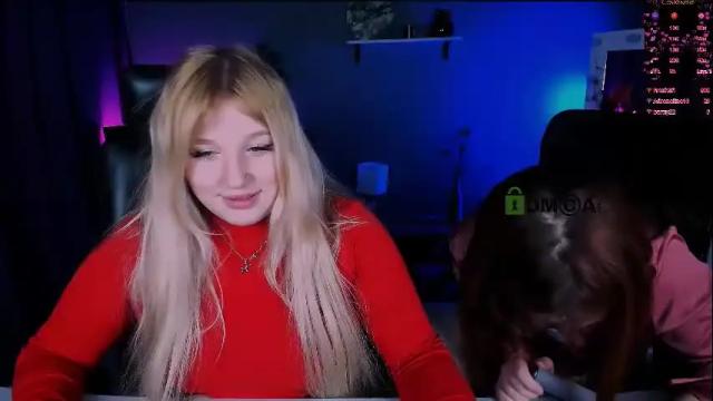 Image 6 of juli_kisss Stream on Chaturbate on 28 days ago