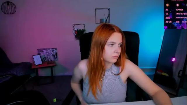 Image 11 of juli_kisss Stream on Chaturbate on 27 days ago