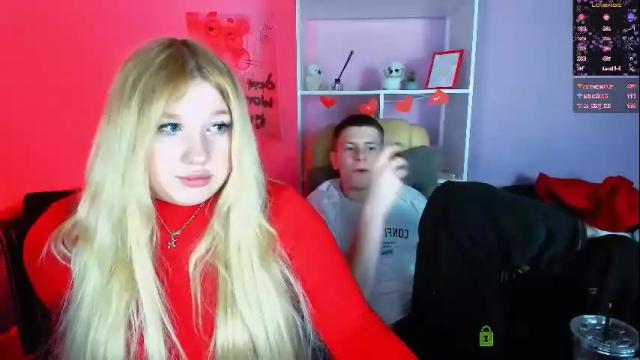 Image 10 of juli_kisss Stream on Chaturbate on 26 days ago