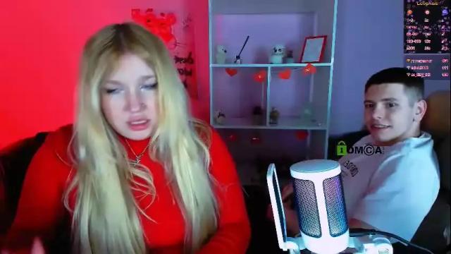 Image 3 of juli_kisss Stream on Chaturbate on 26 days ago