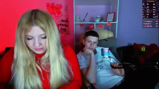 Image 7 of juli_kisss Stream on Chaturbate on 26 days ago