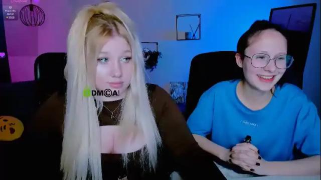 Image 2 of juli_kisss Stream on Chaturbate on 16 days ago