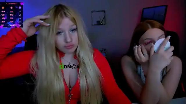 Image 2 of juli_kisss Stream on Chaturbate on 14 days ago